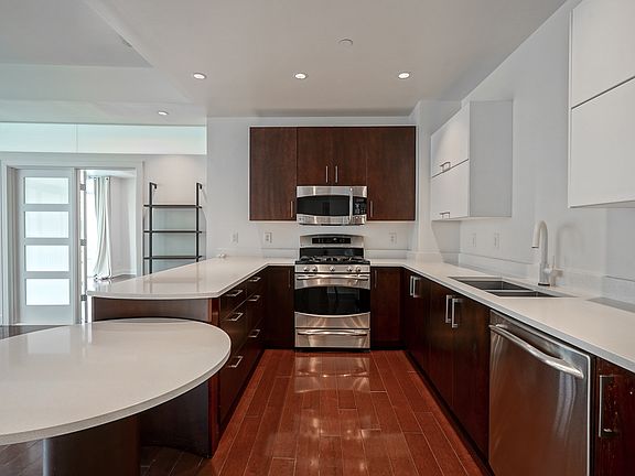 4th image of 429 N Pennsylvania St Unit 606