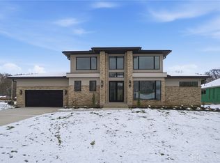 5510 Willowtwig Ln, Dayton, OH 45459