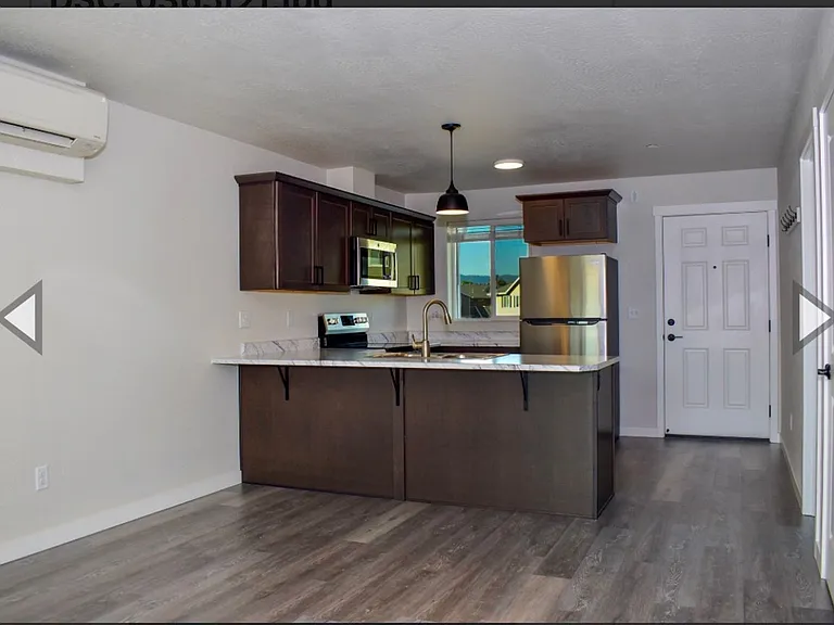 1997 Sky Park Dr — Photo 2