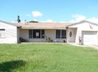 6211 Hampton Dr N, Saint Petersburg, FL 33710