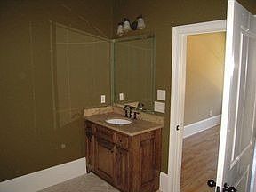 5th image of 9090 Tuckerbrook Ln