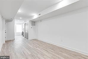 4th image of 2331 N 16th St #1