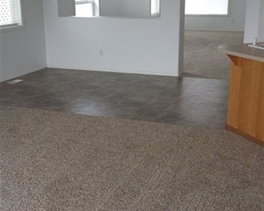 5th image of 1366 Orchardview Ave NW