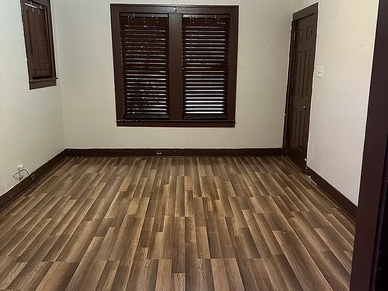 618 W Ridgewood Ct — Photo 10