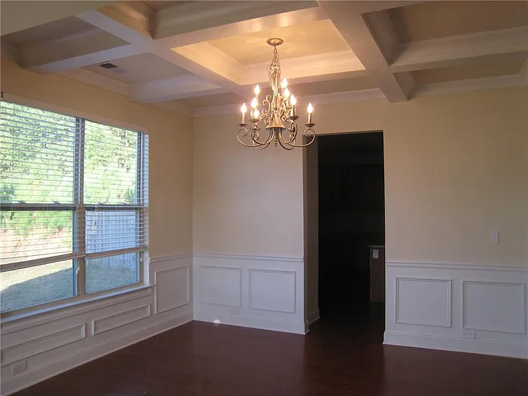 2860 Evan Manor Ln — Photo 3