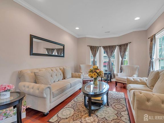 3rd image of 36 Morgan Way