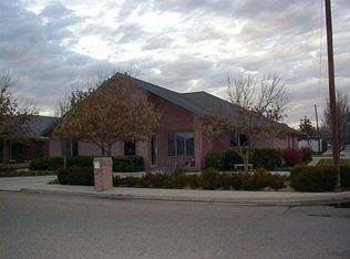 719 Poplar St, Levelland, TX 79336