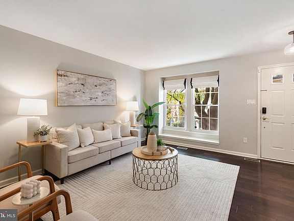 4th image of 3025 22ND STREET S