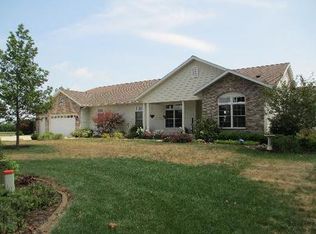 1724 Mayapple Pl, Watseka, IL 60970