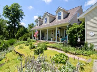 1649 Loudon St, Granville, OH 43023