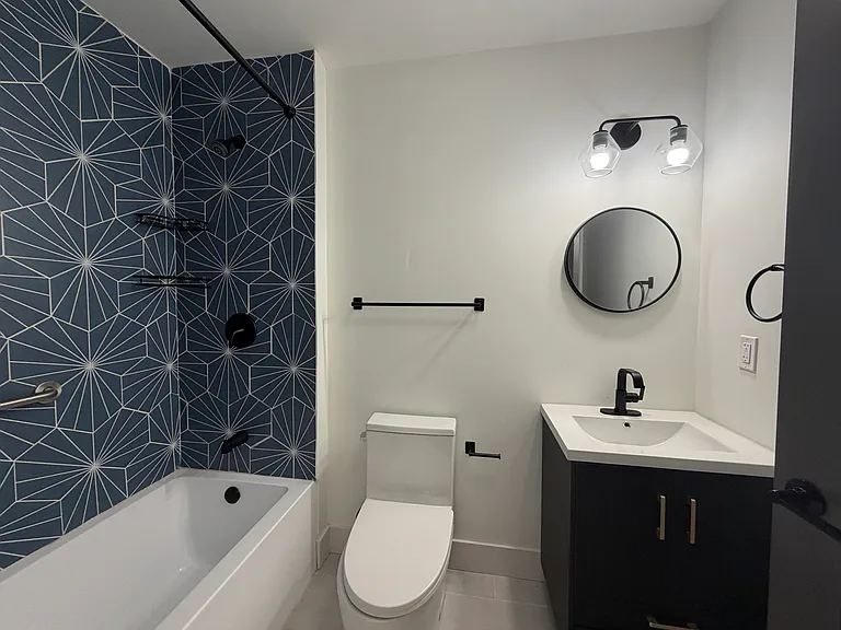 83 Scovill St #1 — Photo 9