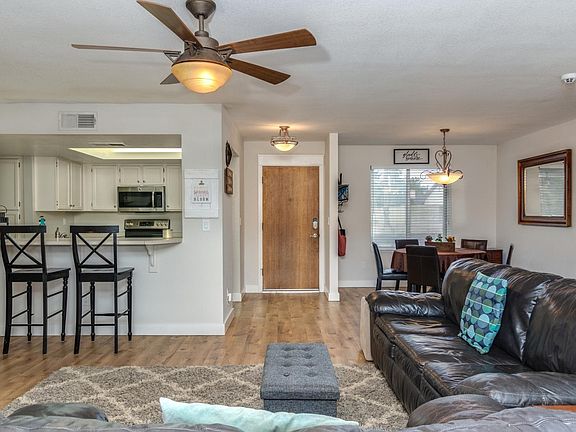 5th image of 5915 E Acoma Dr