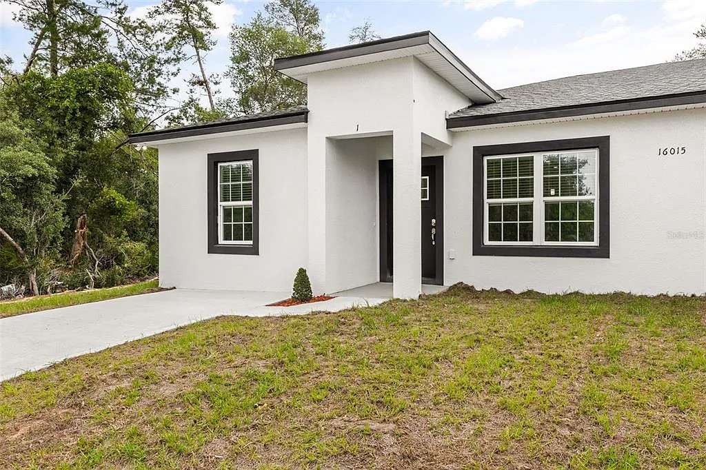 Building Photo - 16015 SW 29th Court Rd #1