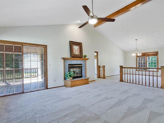 4th image of 2804 N Rushwood St