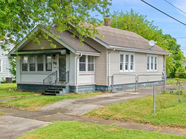 38 Ringwood Way, Anderson, IN 46013