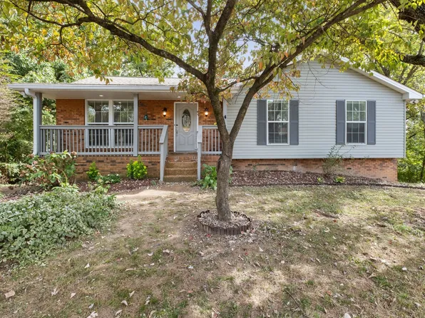 821 Luxemburg Dr, Hermitage, TN 37076