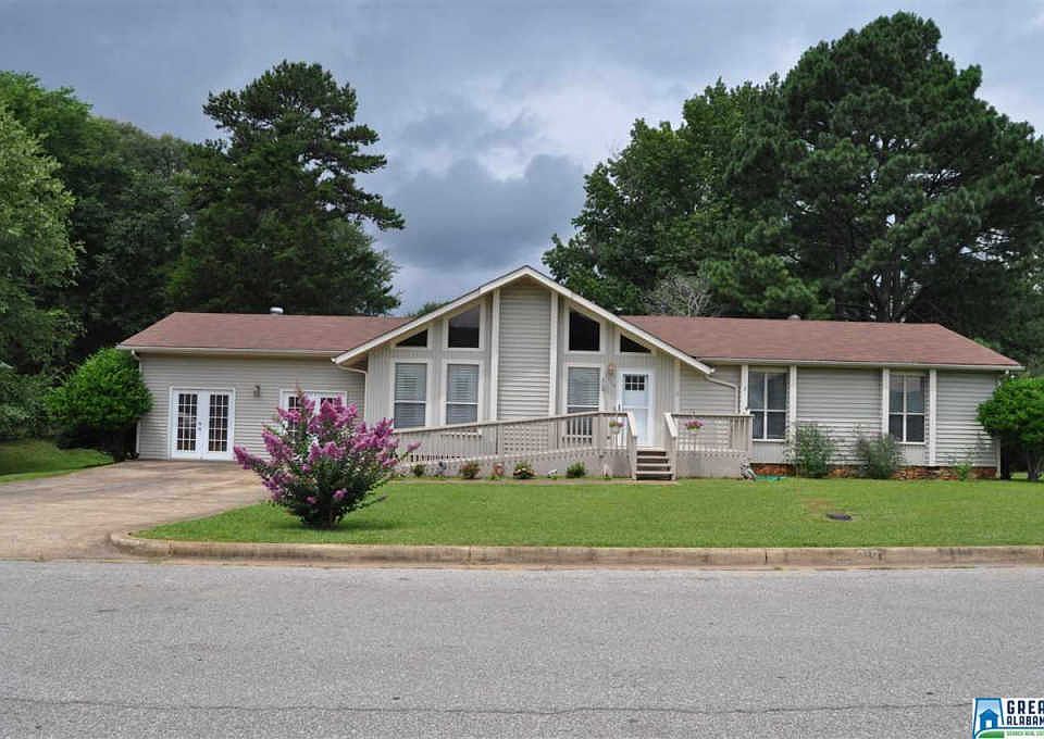 1st image of 1319 Delwood Dr SW