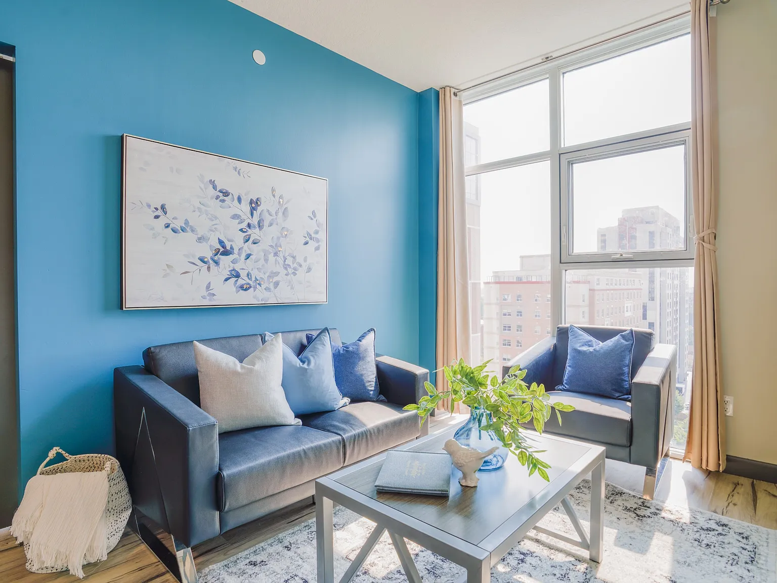 131 University Avenue — Photo 3