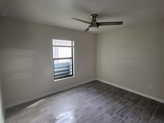 5th image of 1221 NE 10th Ln