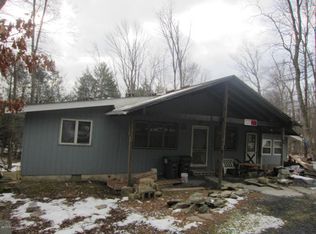 3837 Lumberjack Dr, East Stroudsburg, PA 18302