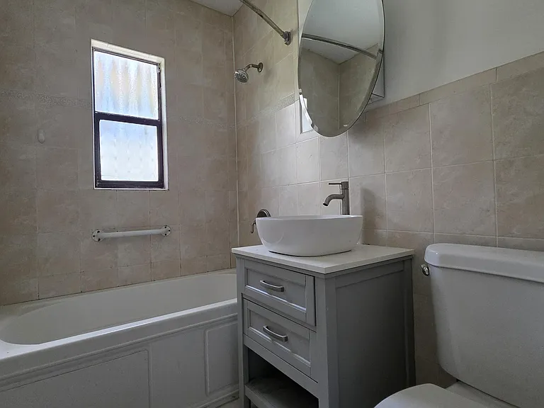 1125 S Ocean Dr #B — Photo 9