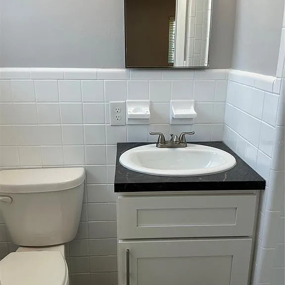 10888 Temple Ave — Photo 12