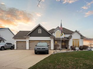 101 Sherbrooke Ct, Hastings, MI