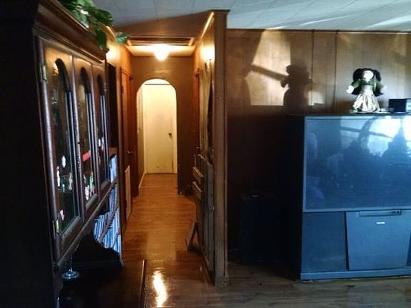 Hallway view from LR