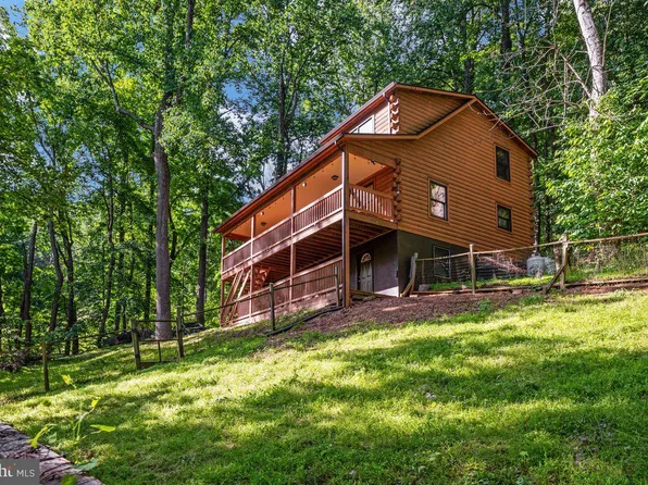 768 Red Bud Ln, Front Royal, VA 22630