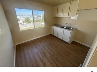 7118 West Blvd #3, Los Angeles, CA 90043