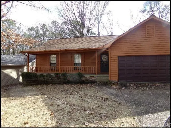 504 Shadow Ridge Dr, Little Rock, AR 72211