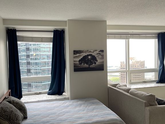 2nd image of 512 N McClurg Ct APT 3002