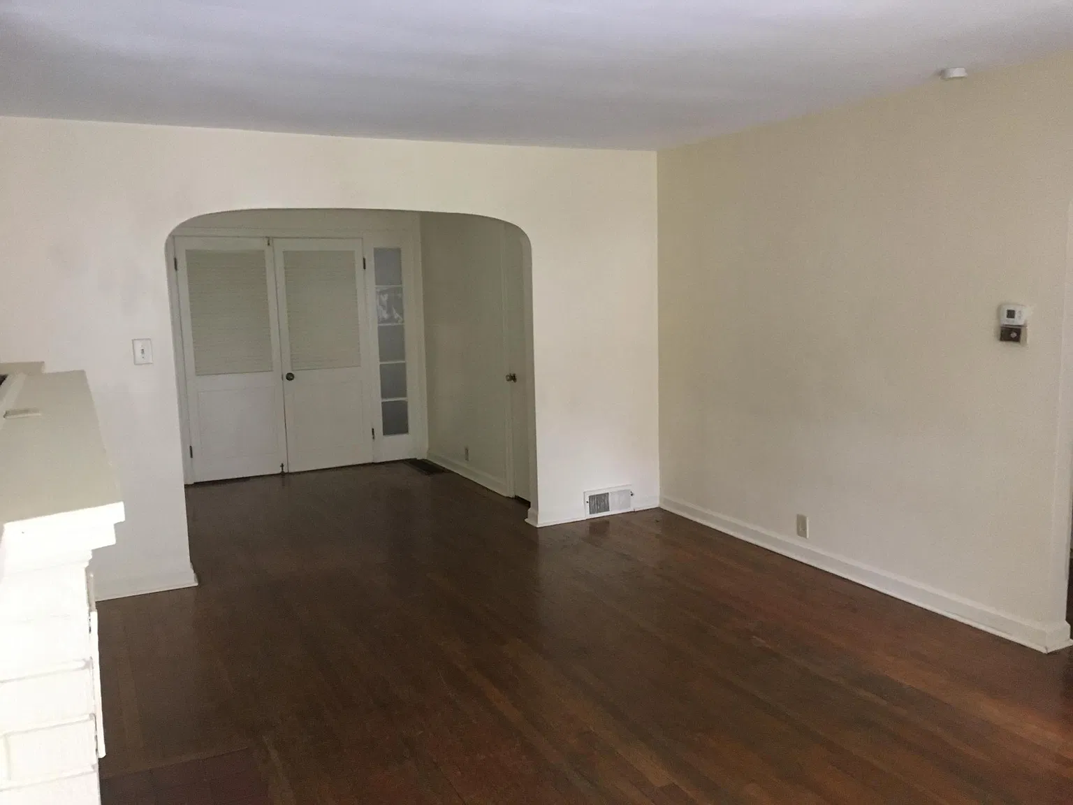 1505 N Woodridge Avenue — Photo 3