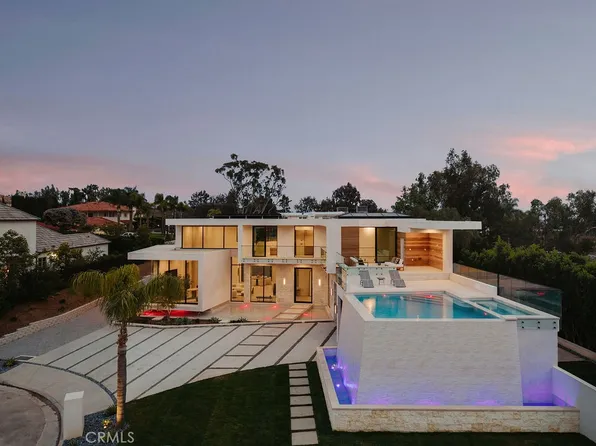 18808 Canyon Crest Dr, Villa Park, CA 92861