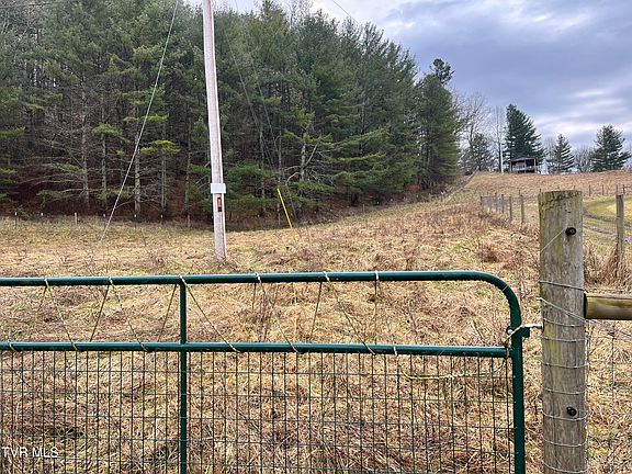 5th image of 674 Forrester Hollow Ln