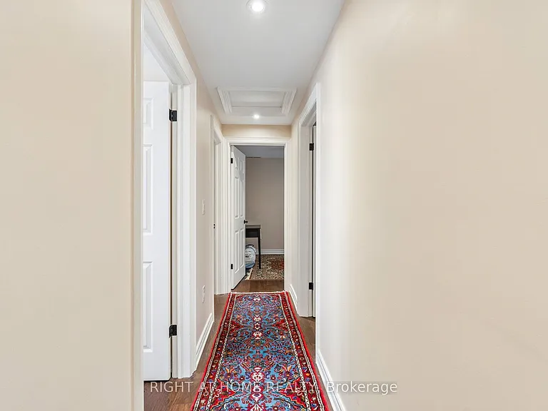 15 King St — Photo 23