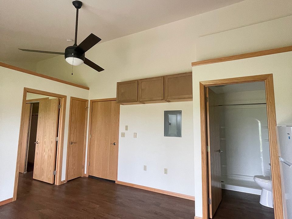 1st image of 505 Chicago Ave #202