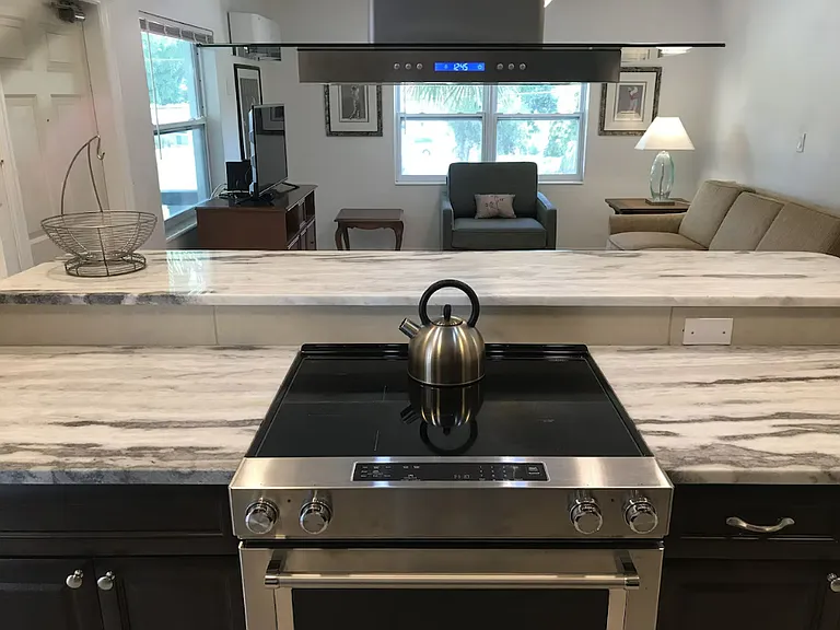 122-3700 Haines Rd N #1 — Photo 3