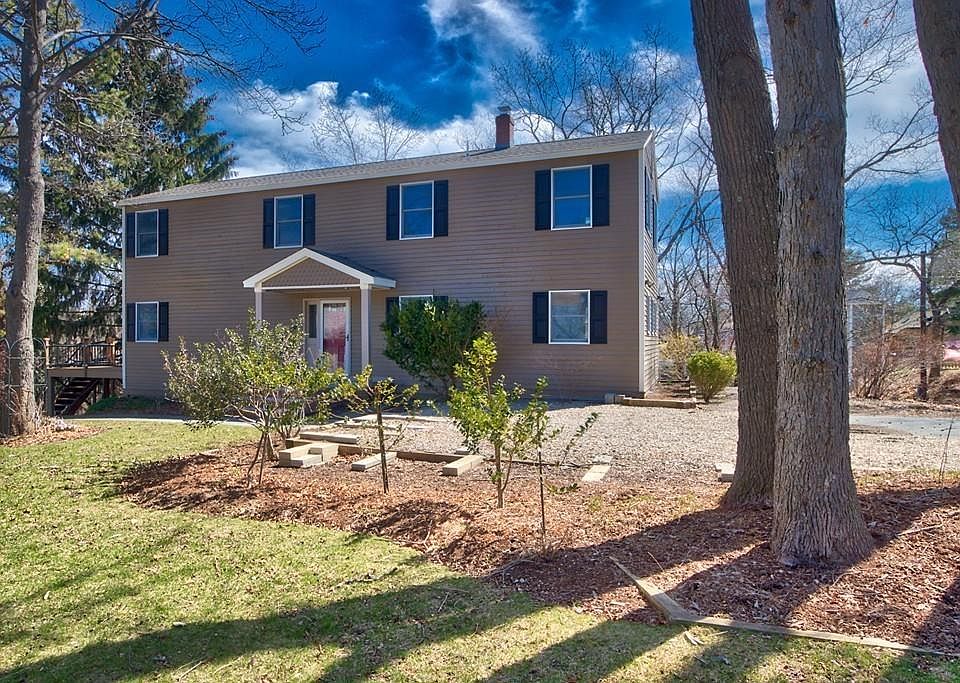 1st image of 21 Wonderland Ave