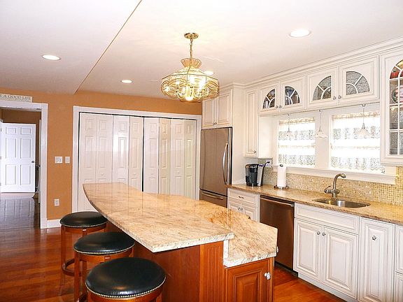 Custom Kitchen