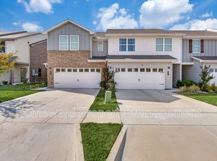 237 Berthe Ct, Cedar Hill, TX 75104