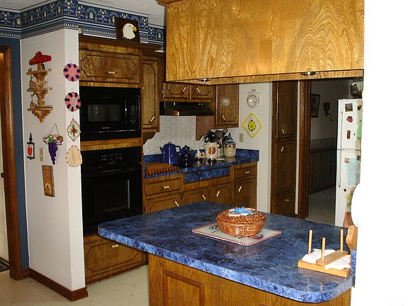 2nd image of 104 County Road 2165