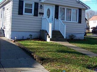 12 McCausland Ave, East Providence, RI 02914