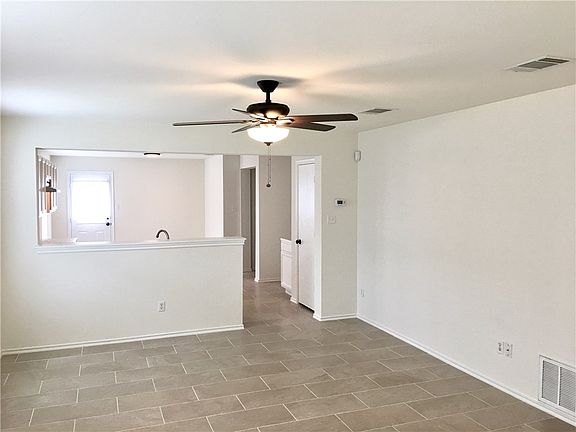 3rd image of 12848 Saint Mary Dr