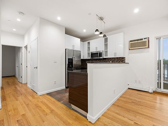 3rd image of 2402 Gerritsen Ave #C810