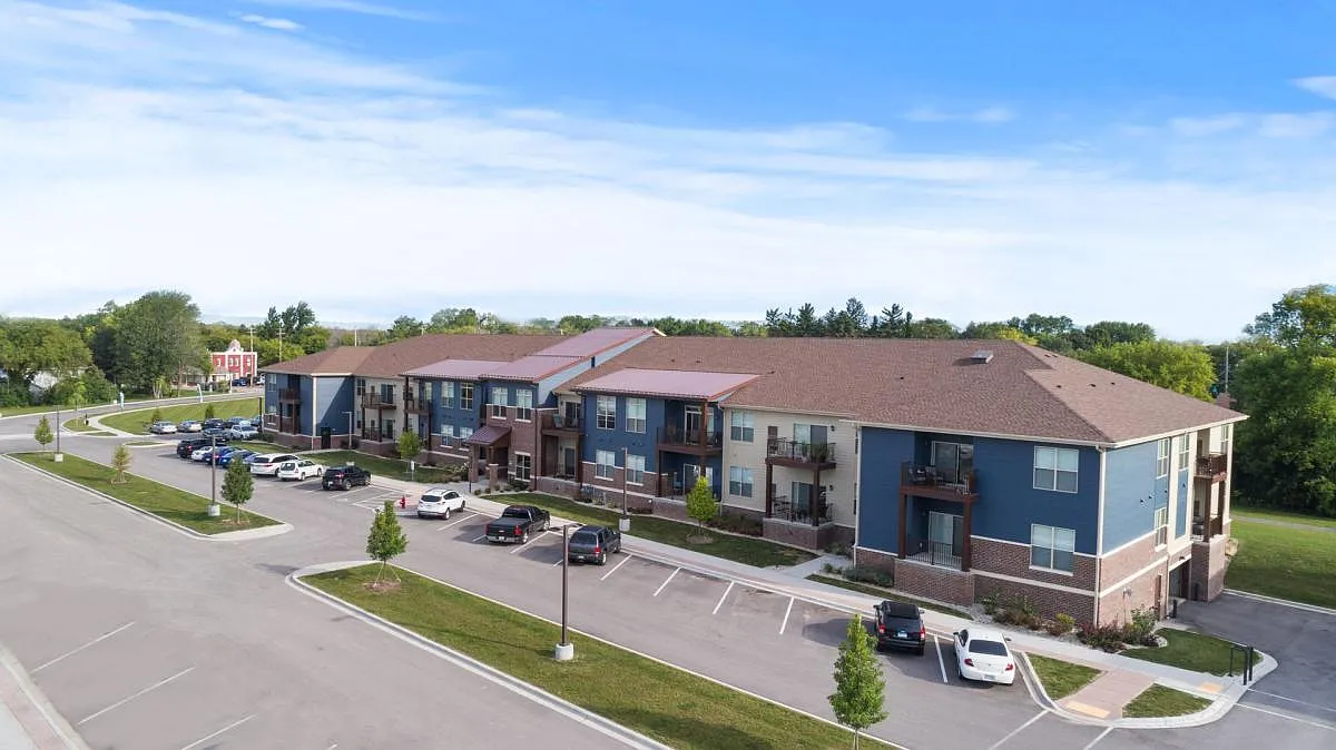 Saxony Village Apartments — Photo 1