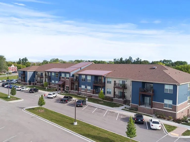 Saxony Village Apartments — Photo 1