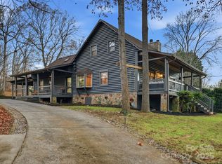 19810 Schooner Dr, Cornelius, NC 28031