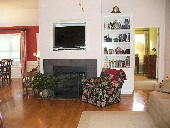 2nd image of 131 Granger Dr