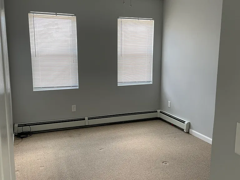 301 Arnold Ave — Photo 9